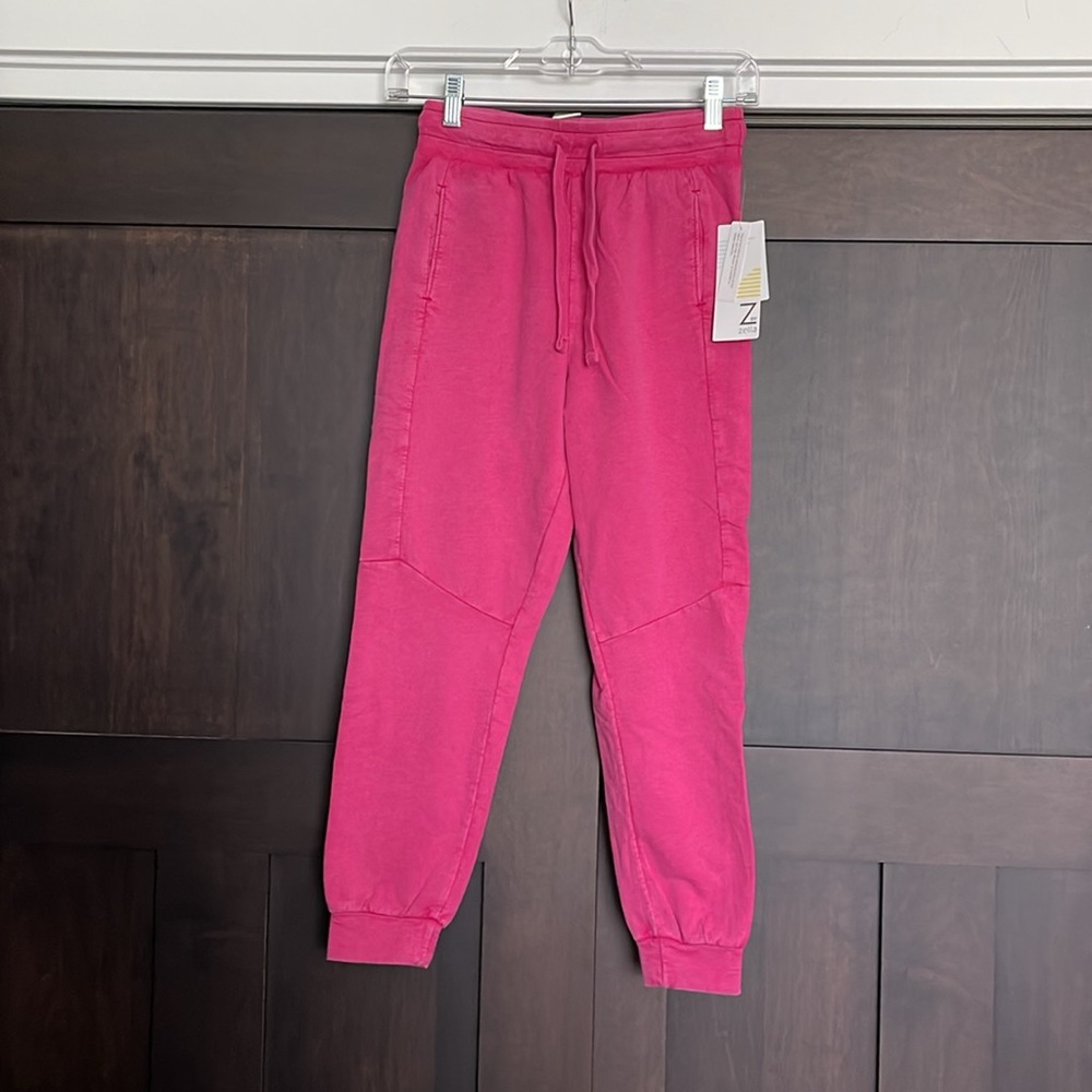 Z by Zella Girl Soft Joggers Sweatpants Vintage Wash Pink Beetroot Medium 8/10